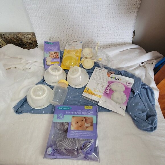Nursing Supplies NEW MOM BUNDLE lot Medela Nanobebe pads fabric cover some new - Picture 2 of 12